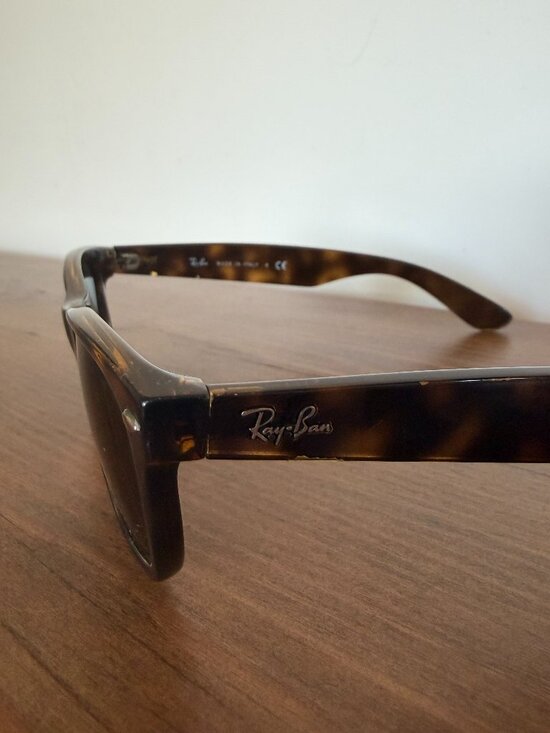 Ray-Ban RB2132 New Wayfarer - TORTOISE 902 main image 8